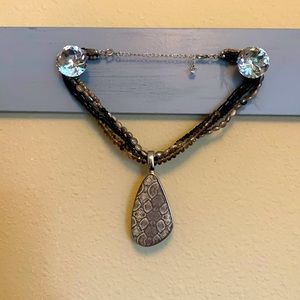 Premier Designs Rich and Famous Necklace 16-20” with removable pendant